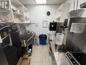 101 - 330 HIGHWAY 7 E Richmond Hill (Doncrest) Ontario photo 11