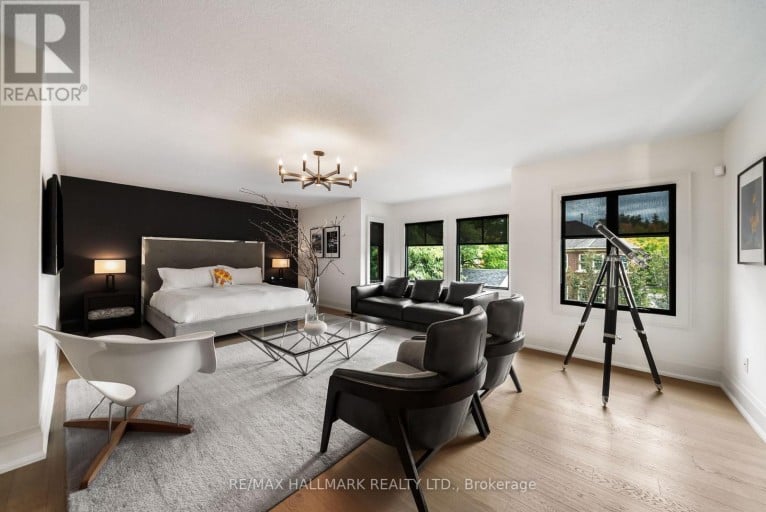 54 THEOBALDS CIRCLE, Richmond Hill (Mill Pond), Ontario, L4C9C9