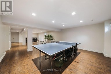 54 THEOBALDS CIRCLE Richmond Hill (Mill Pond) Ontario photo 33
