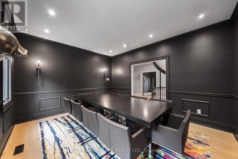 54 THEOBALDS CIRCLE, Richmond Hill (Mill Pond), Ontario, L4C9C9