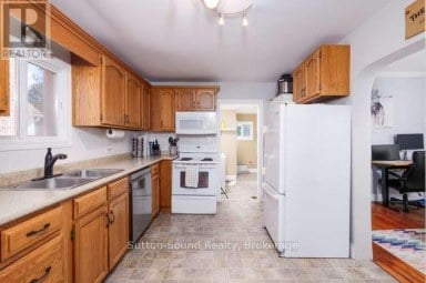 443 13TH STREET W Owen Sound Ontario photo 10
