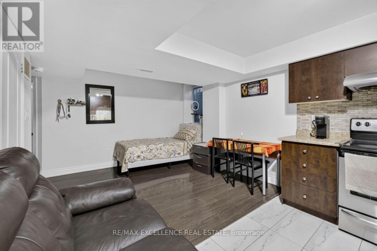 451 BRISDALE DRIVE, Brampton (Northwest Brampton), Ontario, L7A4P9