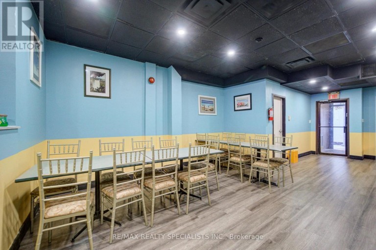 1935 WESTON ROAD, Toronto (Weston), Ontario, M9N1W7