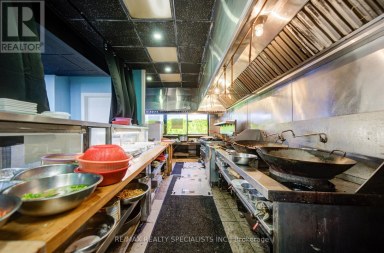 1935 WESTON ROAD Toronto (Weston) Ontario photo 44