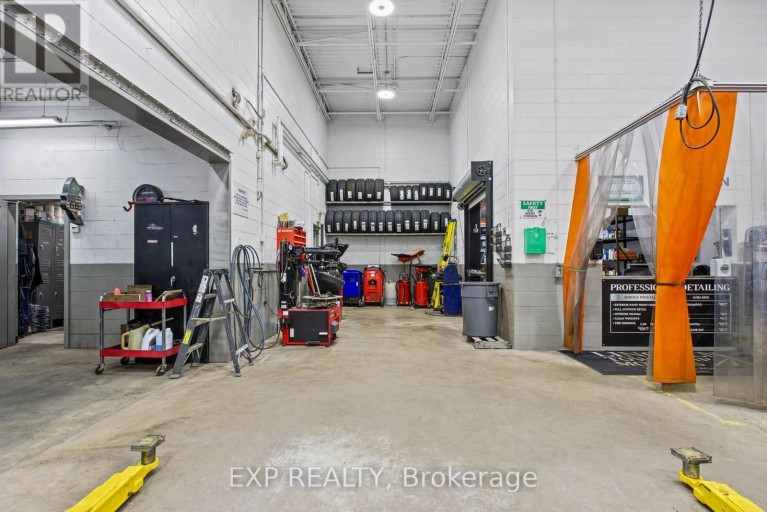 4735 KING STREET E, Lincoln (Beamsville), Ontario, L3J1E9