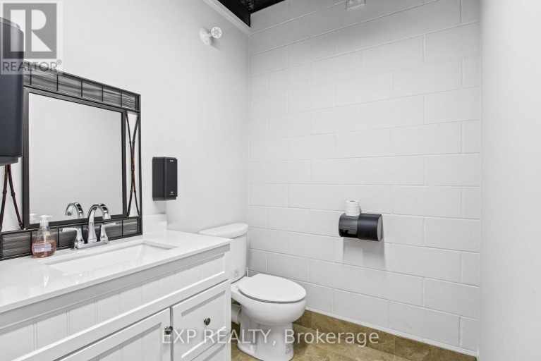 4735 KING STREET E, Lincoln (Beamsville), Ontario, L3J1E9
