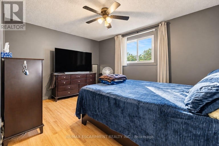 306 TEMPLEMEAD DRIVE, Hamilton (Templemead), Ontario, L8W3H7