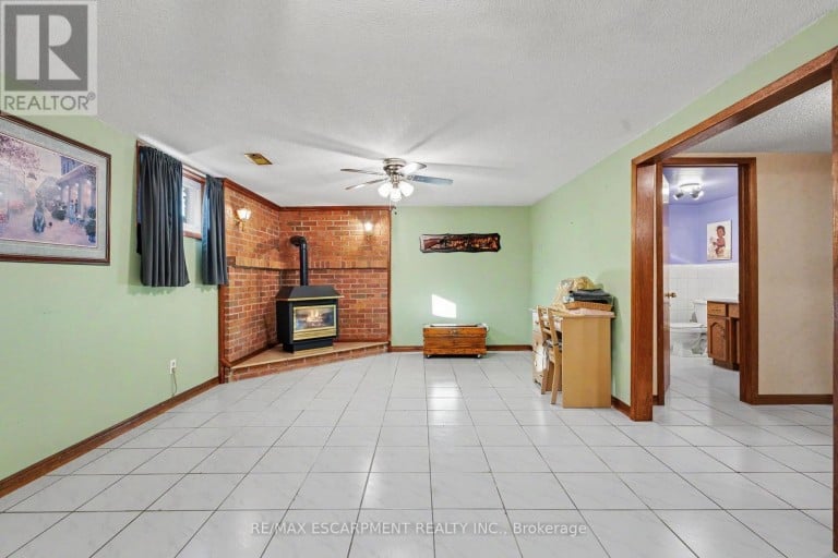 306 TEMPLEMEAD DRIVE, Hamilton (Templemead), Ontario, L8W3H7