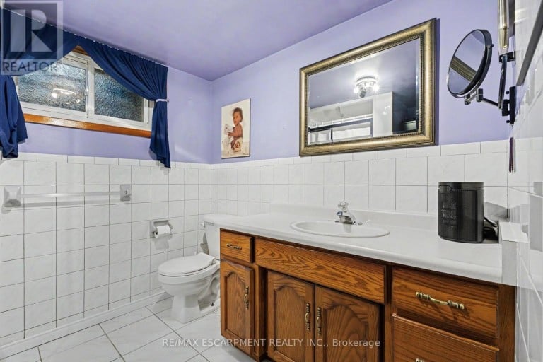 306 TEMPLEMEAD DRIVE, Hamilton (Templemead), Ontario, L8W3H7