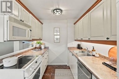 49 - 966 ADELAIDE AVENUE E Oshawa (Eastdale) Ontario photo 13