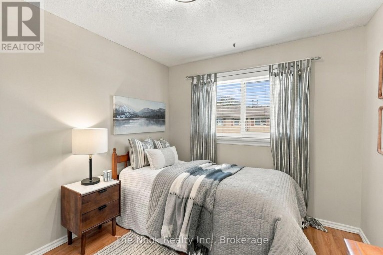 49 - 966 ADELAIDE AVENUE E, Oshawa (Eastdale), Ontario, L1K1L2