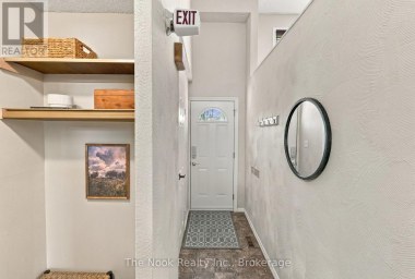 49 - 966 ADELAIDE AVENUE E Oshawa (Eastdale) Ontario photo 3