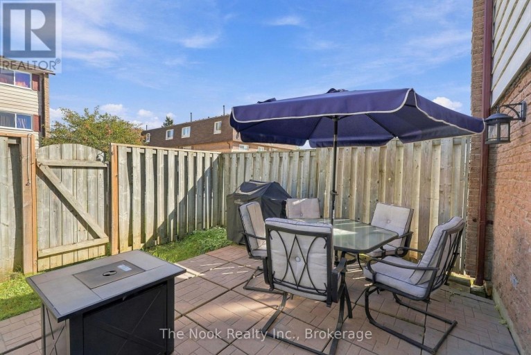 49 - 966 ADELAIDE AVENUE E, Oshawa (Eastdale), Ontario, L1K1L2