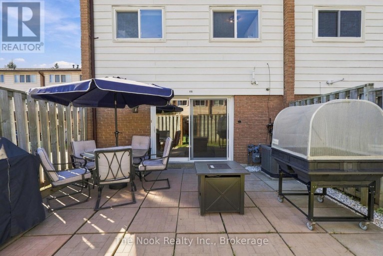 49 - 966 ADELAIDE AVENUE E, Oshawa (Eastdale), Ontario, L1K1L2