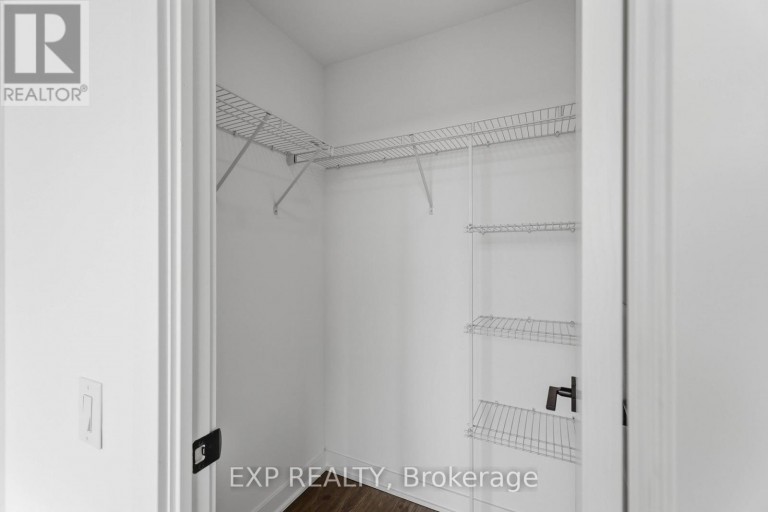 1119 - 2782 BARTON STREET E, Hamilton (Riverdale), Ontario, L8E2J8