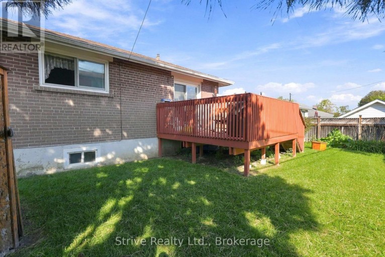 1329 TATRA DRIVE, Pickering (Bay Ridges), Ontario, L1W1K5