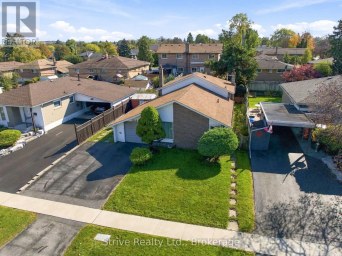 1329 TATRA DRIVE Pickering (Bay Ridges) Ontario photo 3