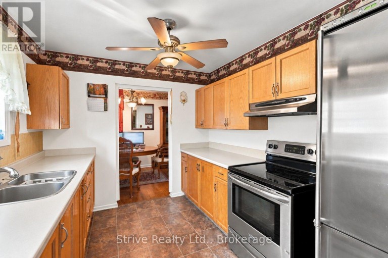 1329 TATRA DRIVE, Pickering (Bay Ridges), Ontario, L1W1K5