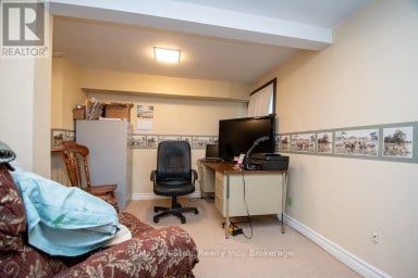 690 POST ROAD Kawartha Lakes (Ops) Ontario photo 32