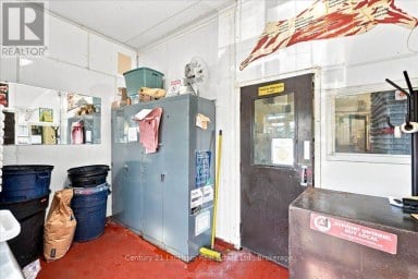 282-284 & 286 WELLINGTON MAIN STREET Prince Edward County (Hillier) Ontario photo 28