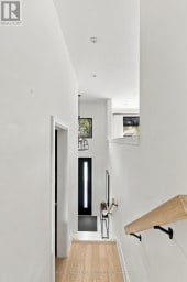 57 ROSENEATH GARDENS Toronto (Oakwood Village) Ontario photo 4