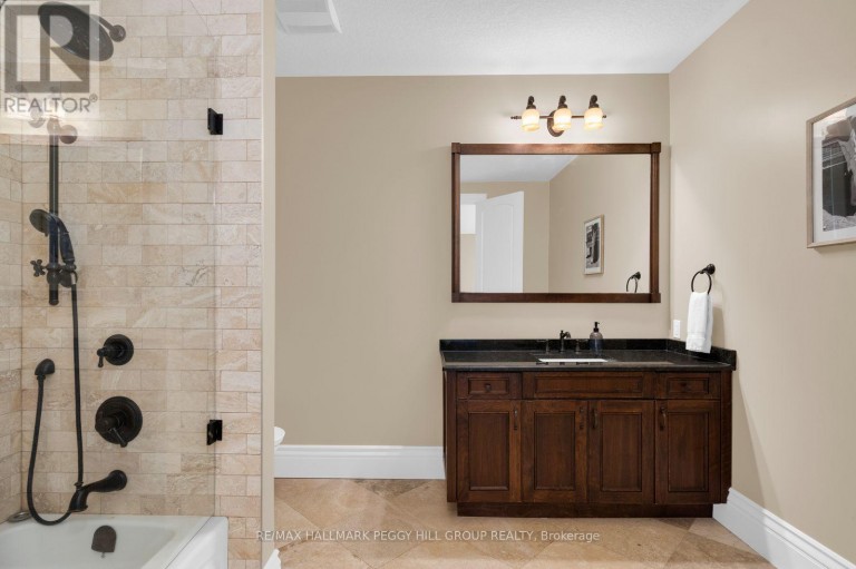 31 LOFTUS ROAD, Springwater, Ontario, L0L2K0