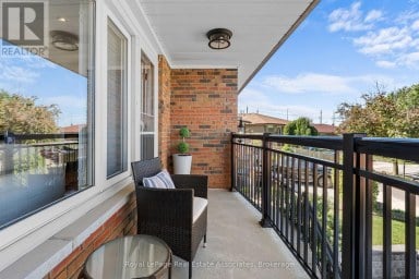 20 HONEYWOOD ROAD Toronto (Glenfield-Jane Heights) Ontario photo 19