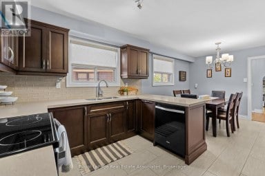 20 HONEYWOOD ROAD Toronto (Glenfield-Jane Heights) Ontario photo 21