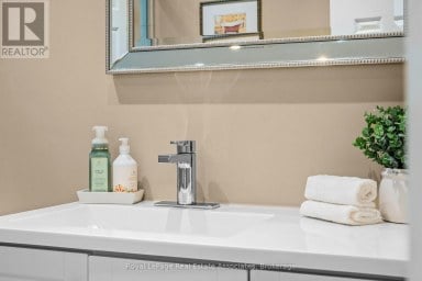 20 HONEYWOOD ROAD Toronto (Glenfield-Jane Heights) Ontario photo 25