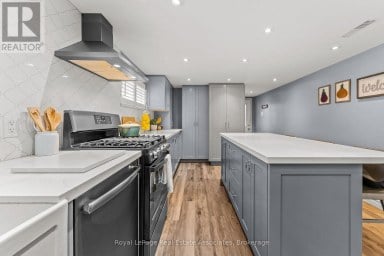 20 HONEYWOOD ROAD Toronto (Glenfield-Jane Heights) Ontario photo 6
