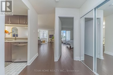 604 - 300 WEBB DRIVE Mississauga (City Centre) Ontario photo 11