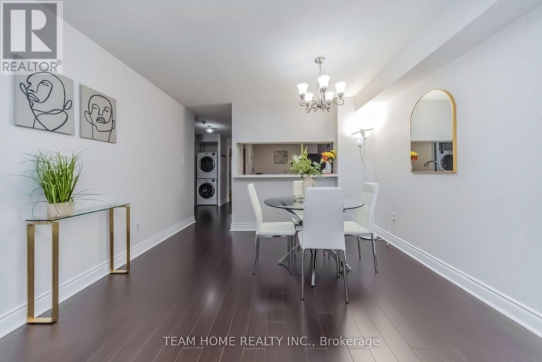 604 - 300 WEBB DRIVE, Mississauga (City Centre), Ontario, L5B3W3