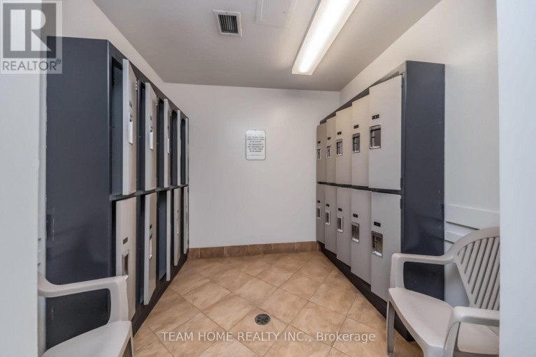 604 - 300 WEBB DRIVE, Mississauga (City Centre), Ontario, L5B3W3