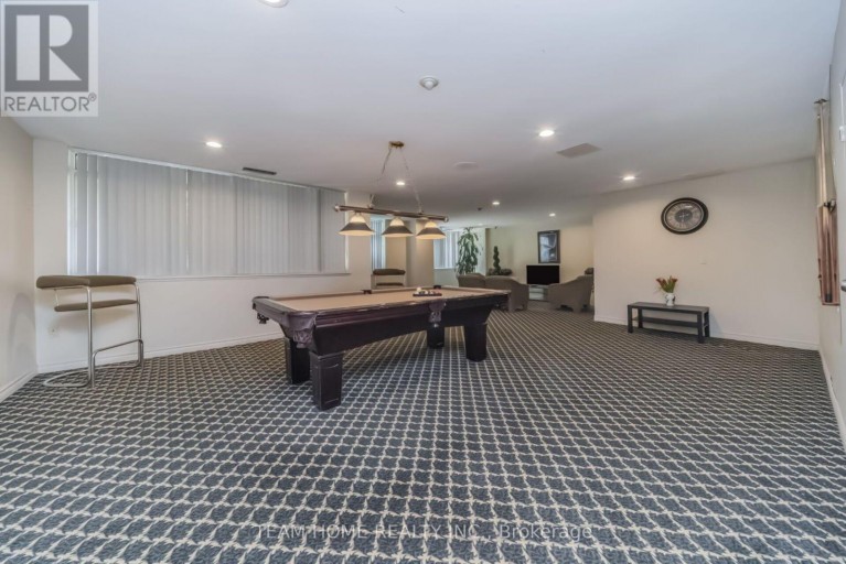 604 - 300 WEBB DRIVE, Mississauga (City Centre), Ontario, L5B3W3