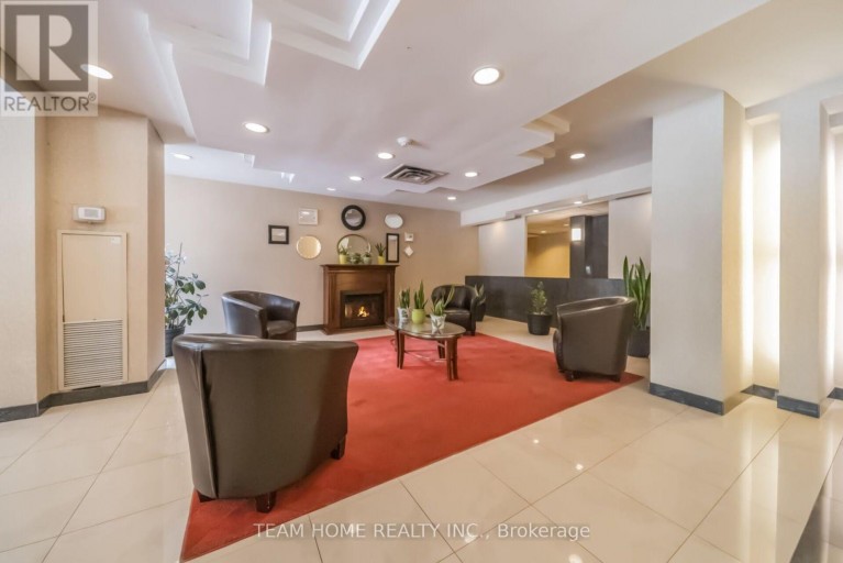 604 - 300 WEBB DRIVE, Mississauga (City Centre), Ontario, L5B3W3
