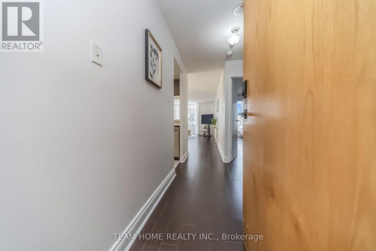 604 - 300 WEBB DRIVE, Mississauga (City Centre), Ontario, L5B3W3
