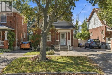 256 GROOMS AVENUE Oshawa (O'Neill) Ontario photo 1