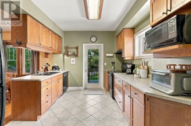 256 GROOMS AVENUE Oshawa (O'Neill) Ontario photo 10