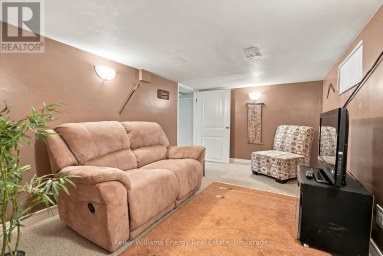 256 GROOMS AVENUE Oshawa (O'Neill) Ontario photo 24