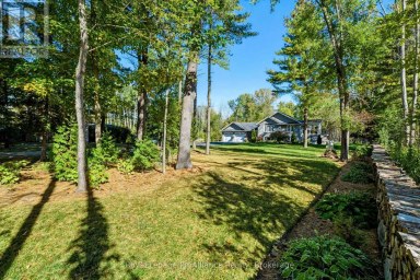 21502 LOYALIST PARKWAY (HIGHWAY 33) PARKWAY Prince Edward County (Ameliasburg Ward) Ontario photo 2