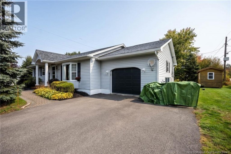 101 Law Avenue, Hampton, New Brunswick, E5N5C2