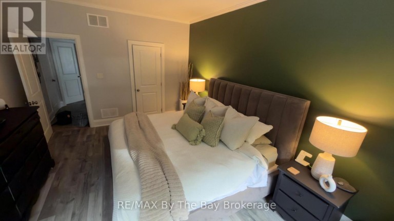 320 BIRCH STREET, Collingwood, Ontario, L9Y2V7