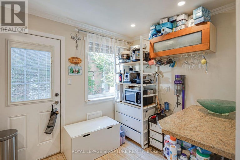 45 FENELON DRIVE, Toronto (Parkwoods-Donalda), Ontario, M3A3K4