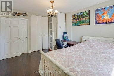 45 FENELON DRIVE Toronto (Parkwoods-Donalda) Ontario photo 17