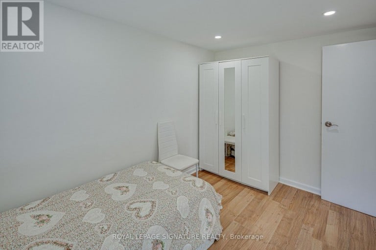 45 FENELON DRIVE, Toronto (Parkwoods-Donalda), Ontario, M3A3K4