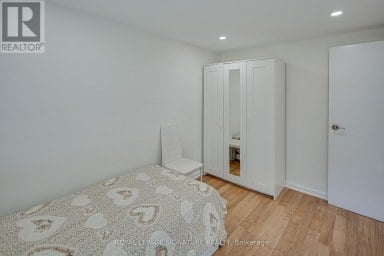 45 FENELON DRIVE Toronto (Parkwoods-Donalda) Ontario photo 30