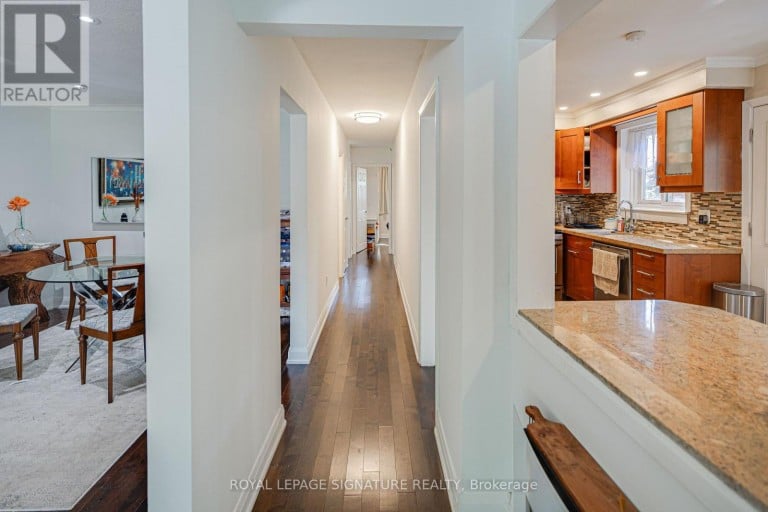 45 FENELON DRIVE, Toronto (Parkwoods-Donalda), Ontario, M3A3K4