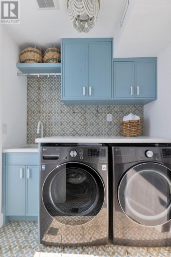 174 CEDRIC AVENUE, Toronto (Oakwood Village), Ontario, M6C3X8