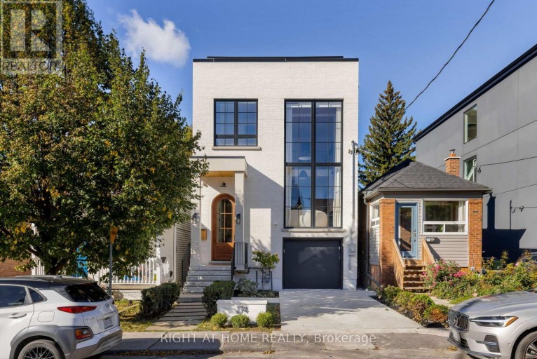 174 CEDRIC AVENUE, Toronto (Oakwood Village), Ontario, M6C3X8