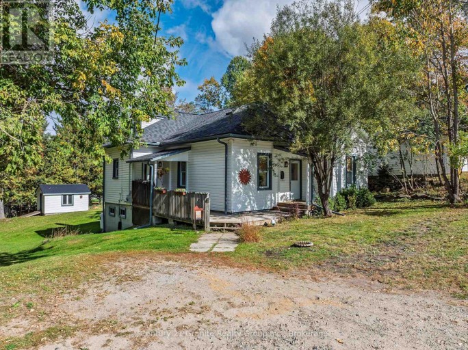 25 GEORGE STREET, Dysart et al (Dysart), Ontario, K0M1S0